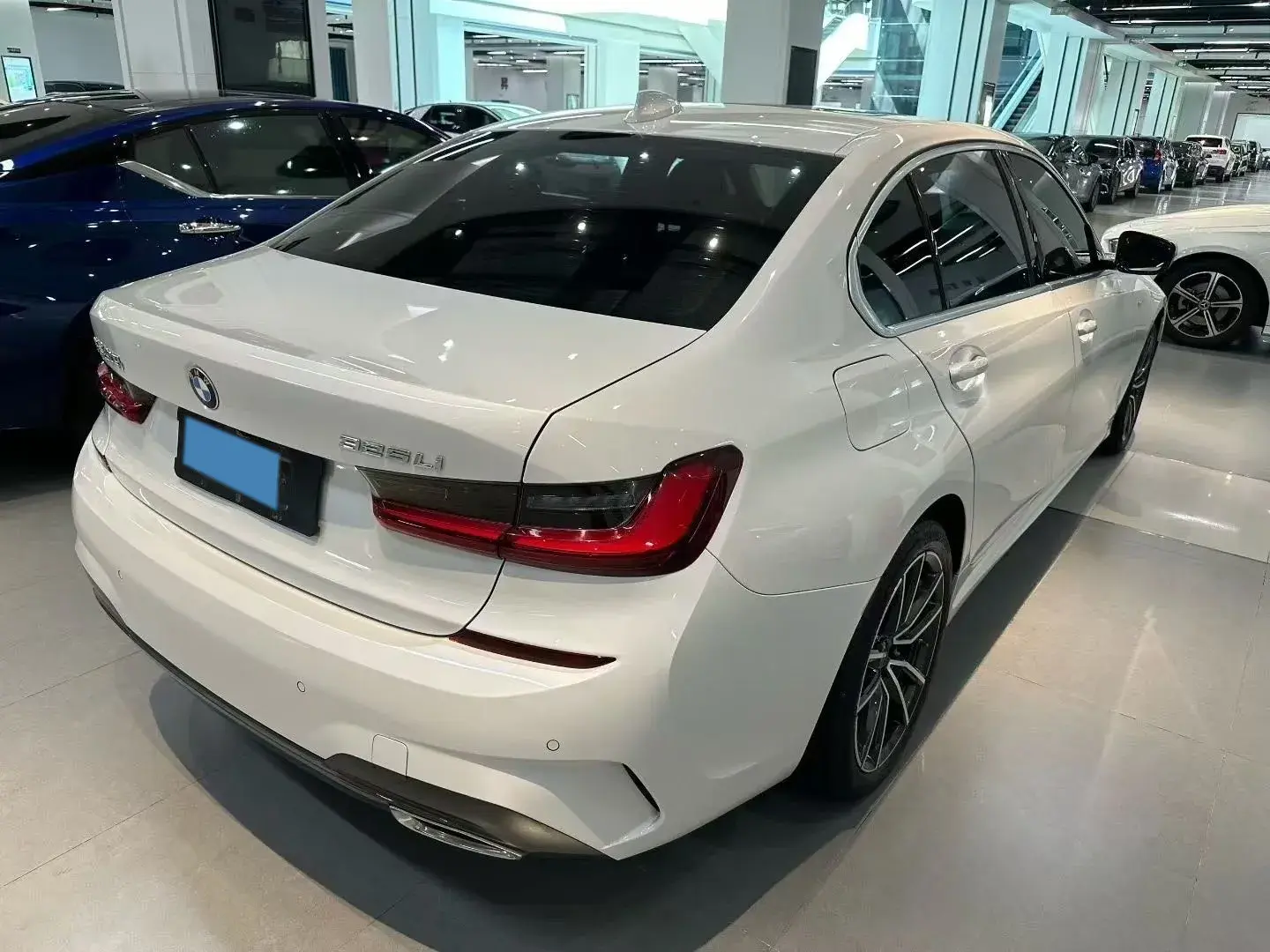 2021 BMW 3 thumbnail 2