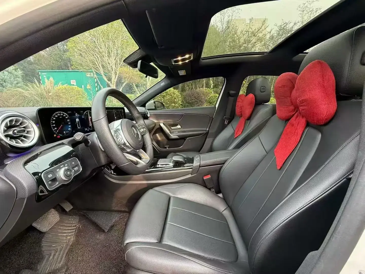 2022 MERCEDES-BENZ A thumbnail 4