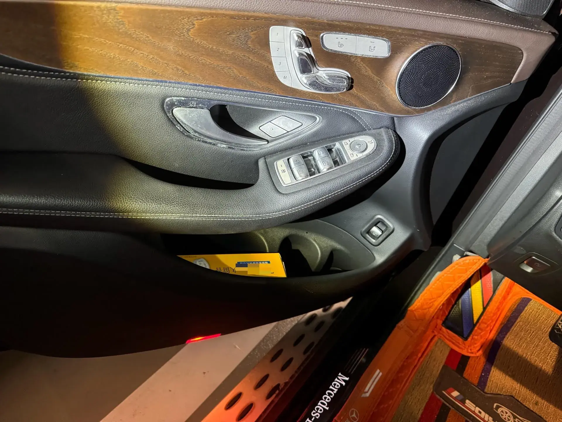 2020 MERCEDES-BENZ GLC thumbnail 4