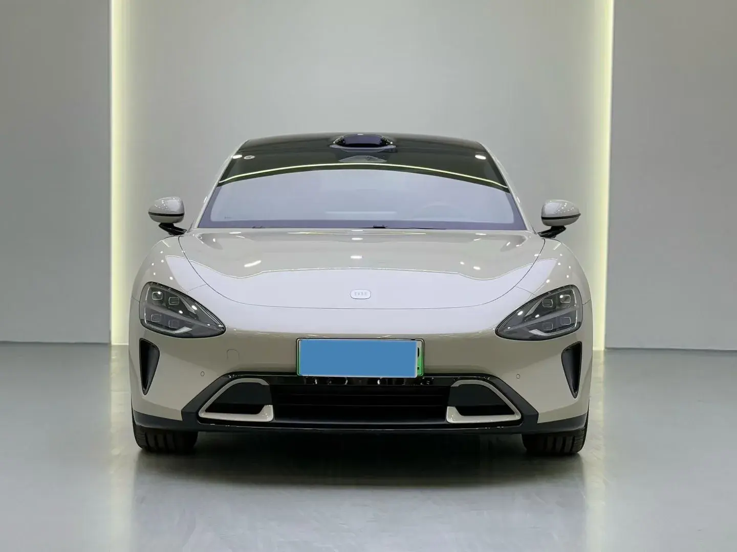 2024 MI SU7 thumbnail 2