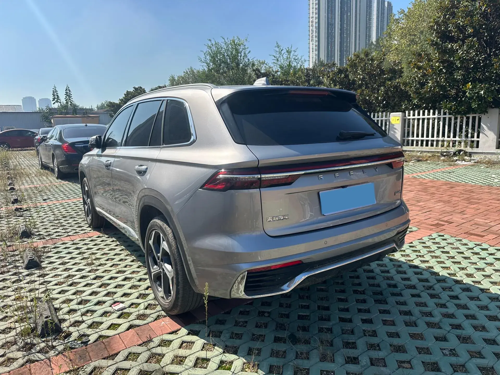 2021 GEELY MONJARO thumbnail 4