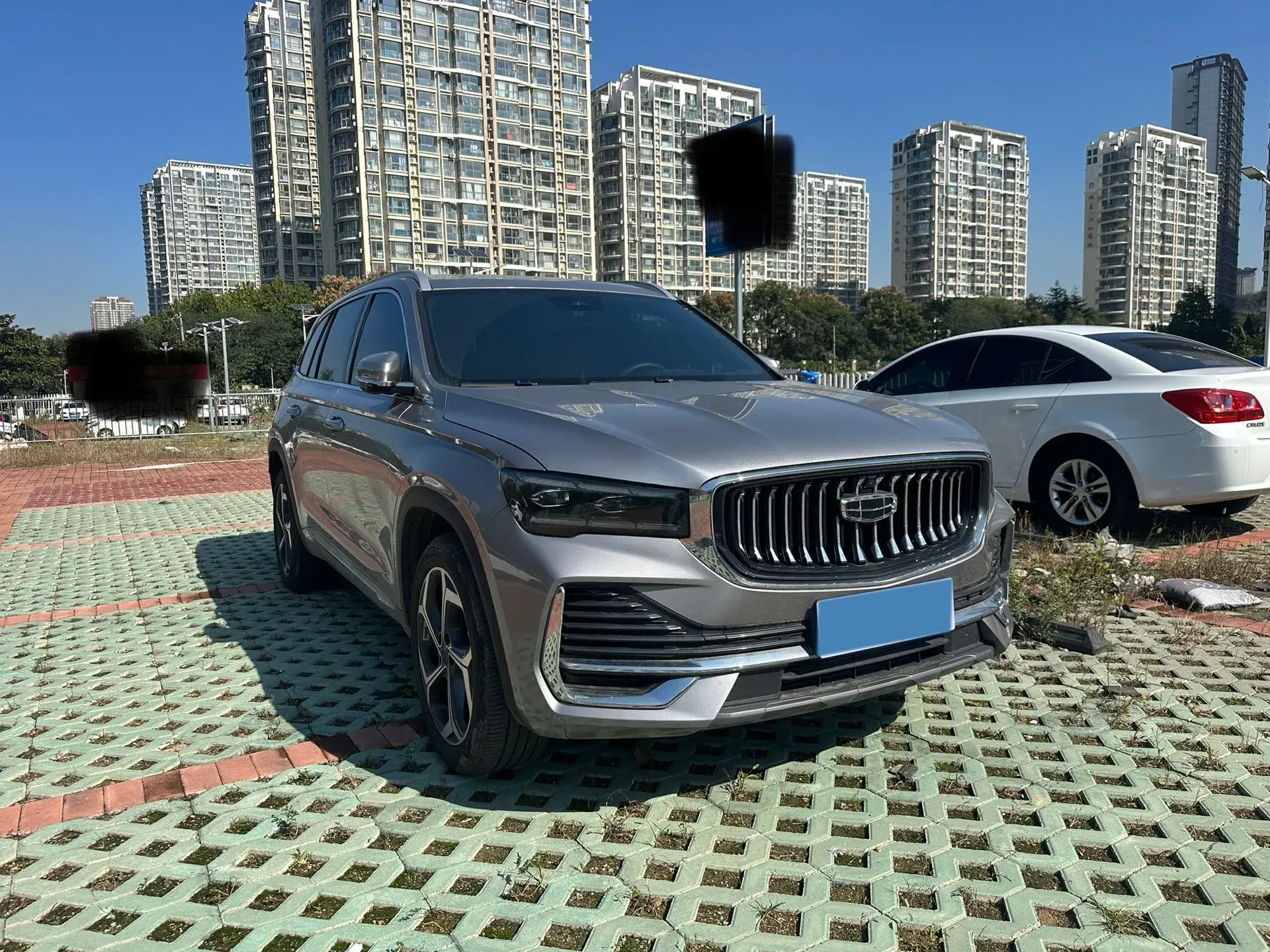 2021 GEELY MONJARO thumbnail 3