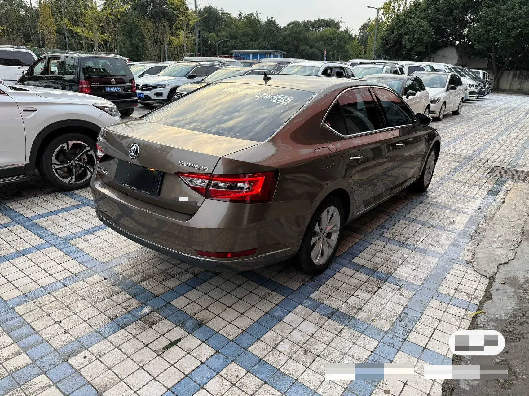 2018 SKODA SUPERB thumbnail 4