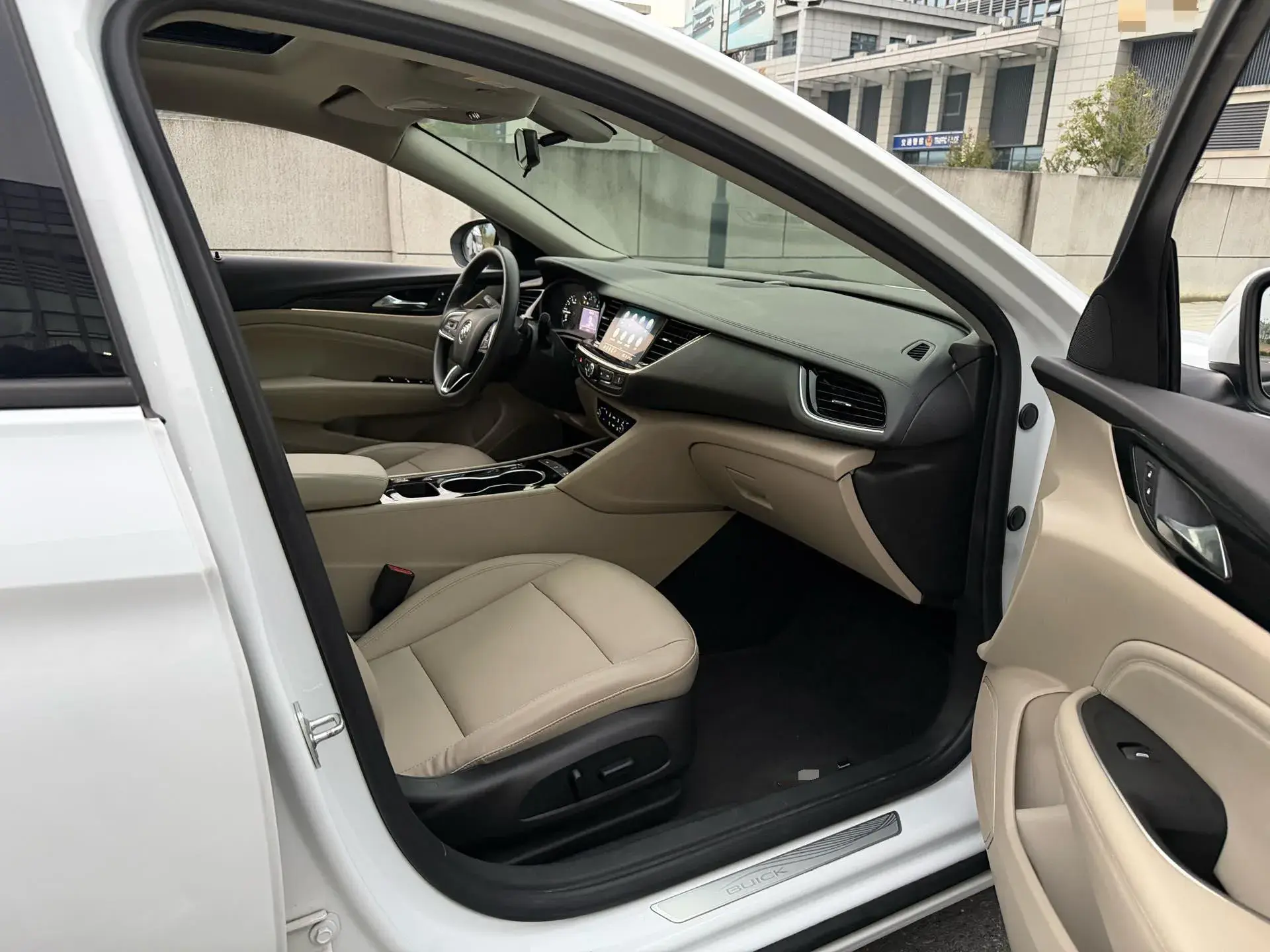 2021 BUICK REGAL thumbnail 4