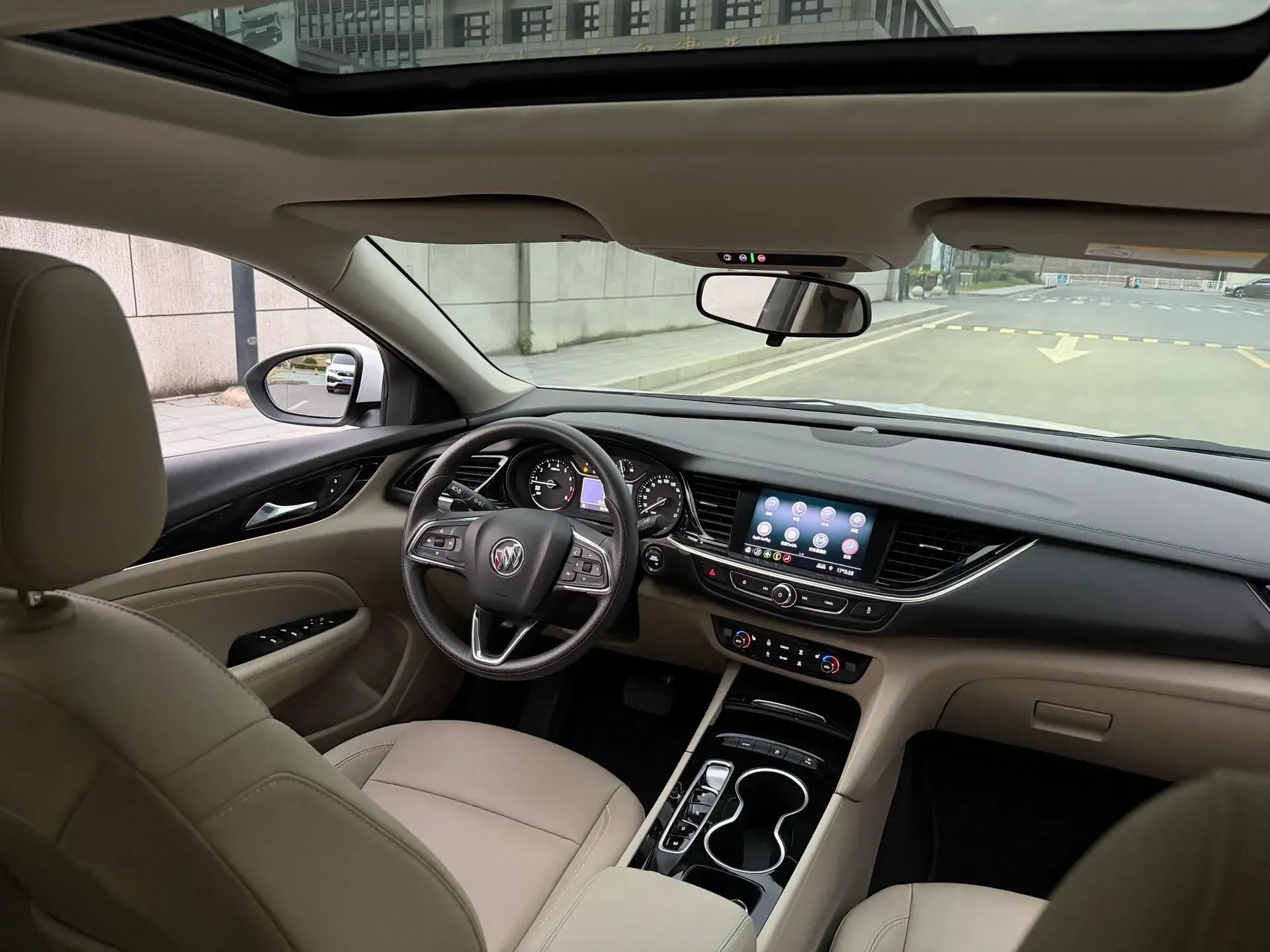 2021 BUICK REGAL thumbnail 3