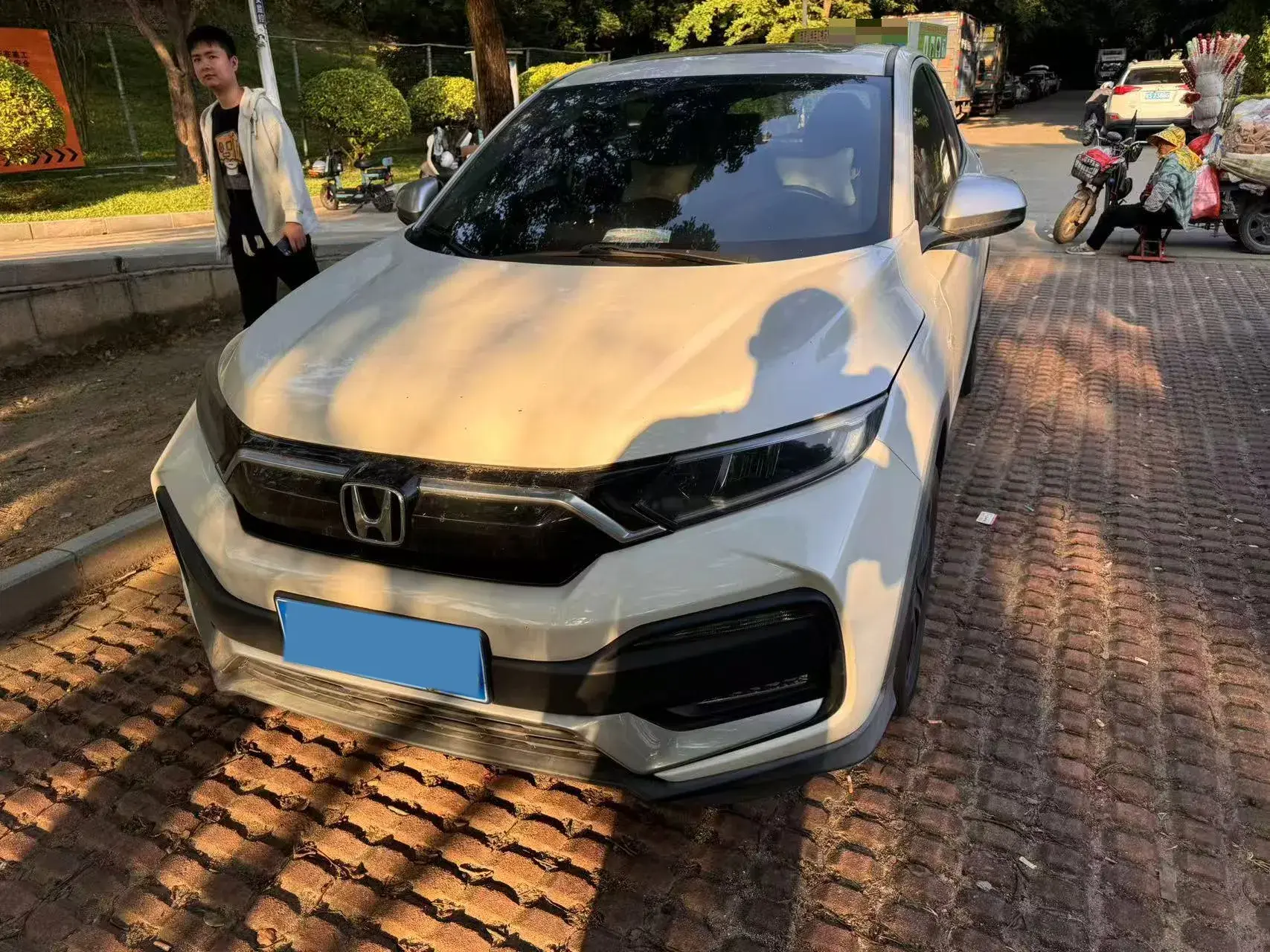 2020 HONDA XR-V view 1