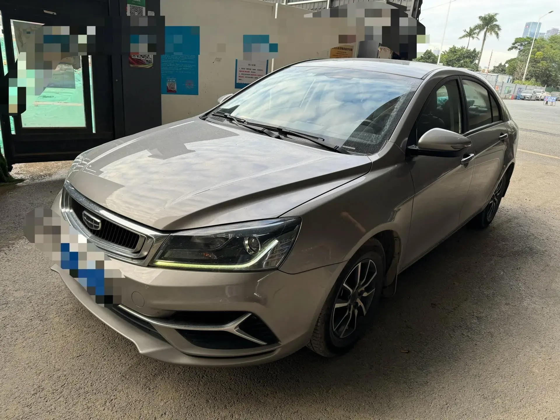 2019 GEELY EMGRAND view 1