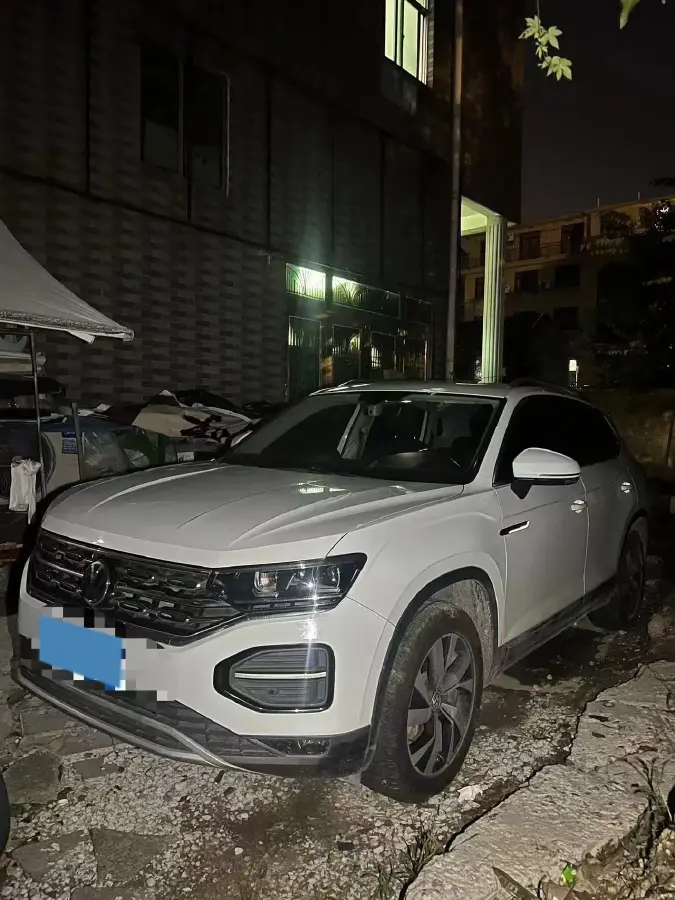 2020 Volkswagen Tayron 2.0T 186HP L4 7DCT