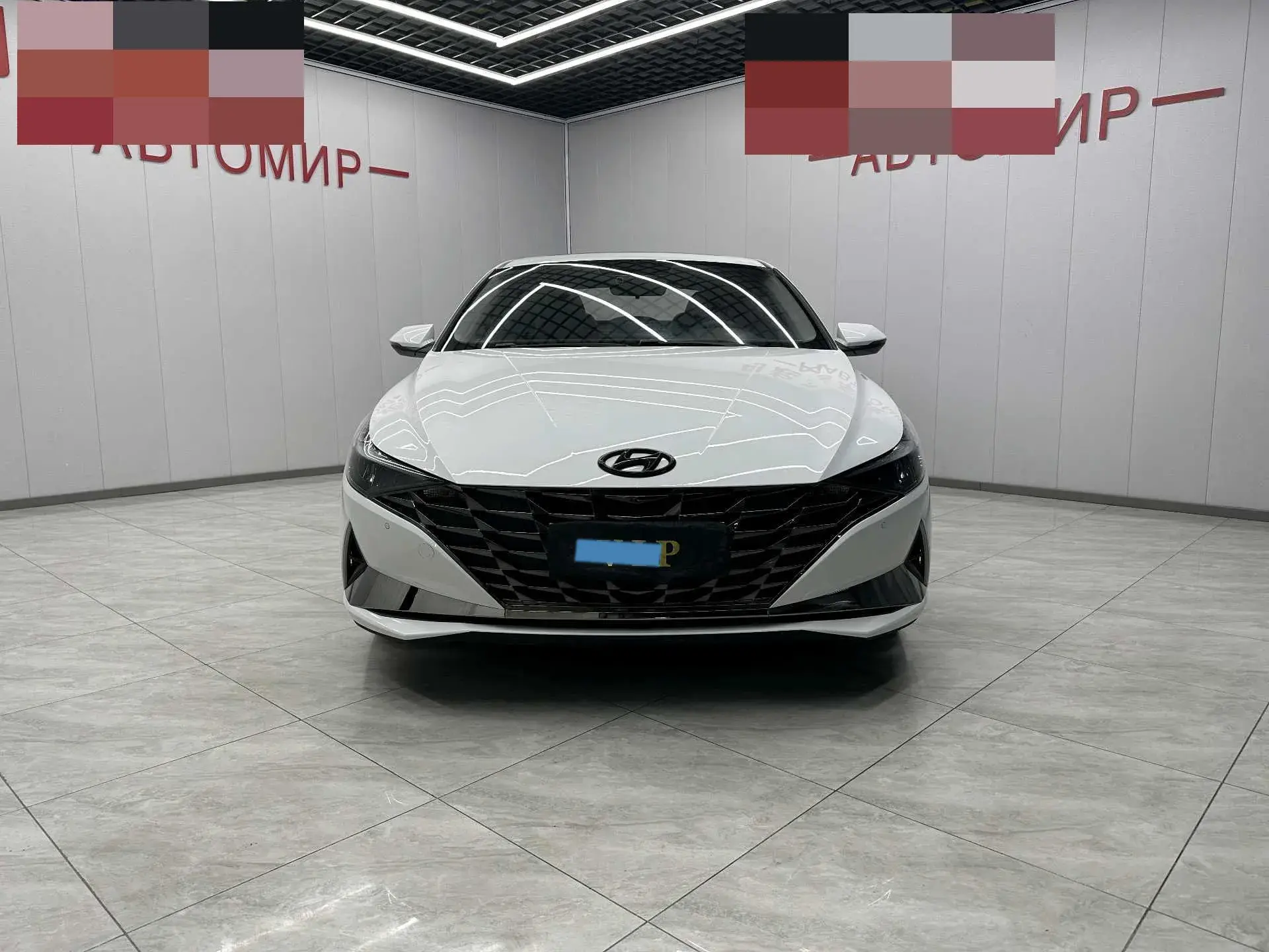 2022 HYUNDAI ELANTRA thumbnail 3