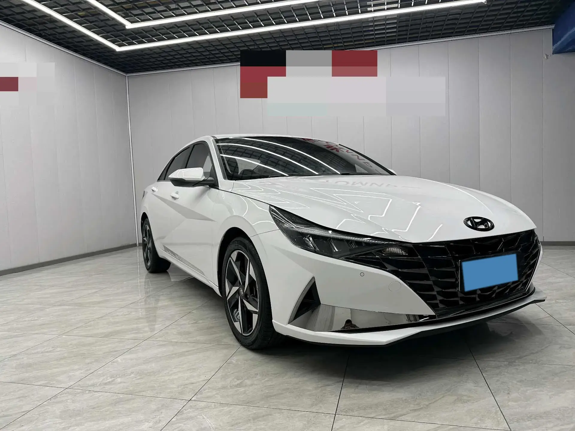 2022 HYUNDAI ELANTRA thumbnail 2