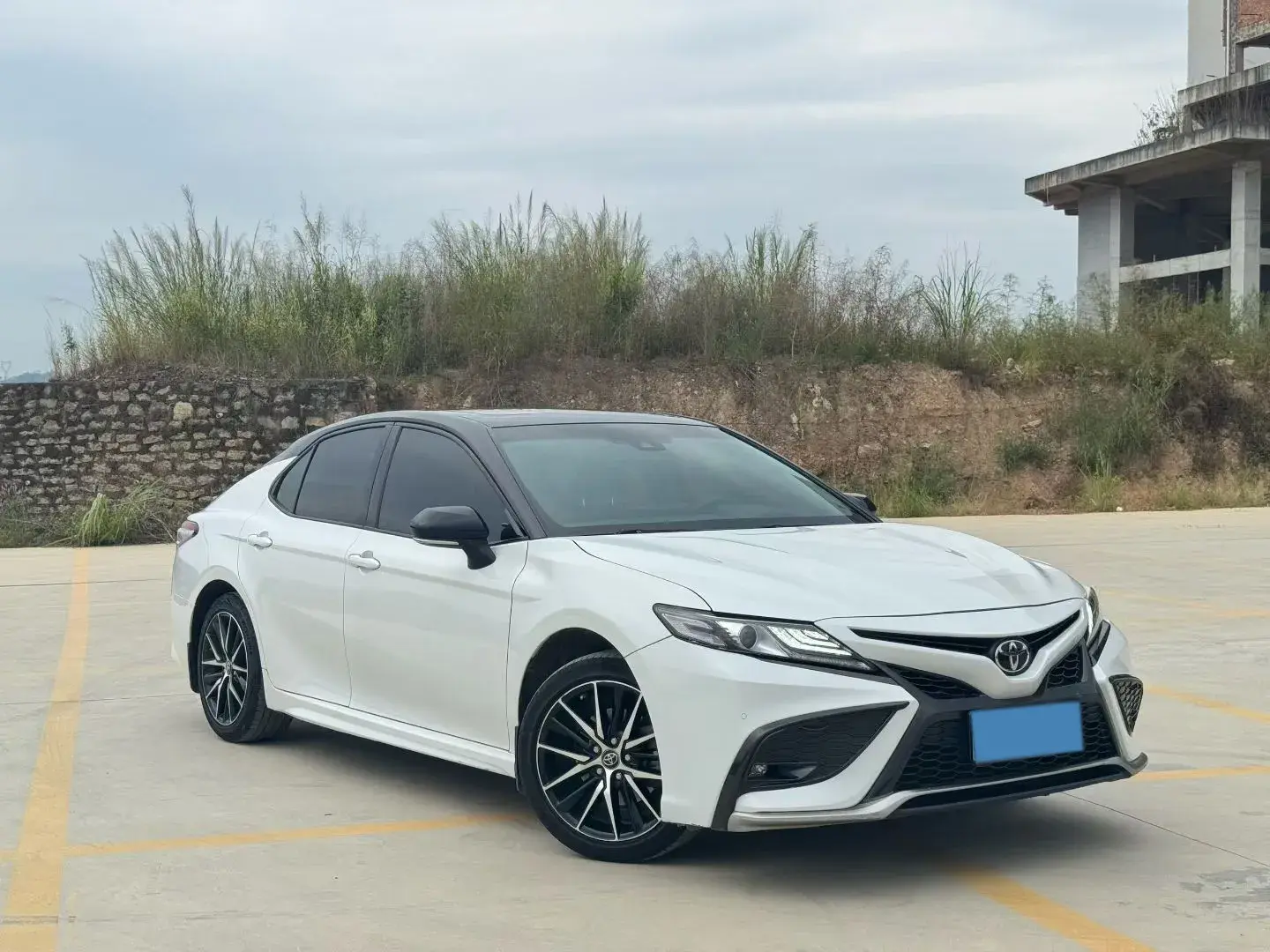 2021 TOYOTA CAMRY thumbnail 2