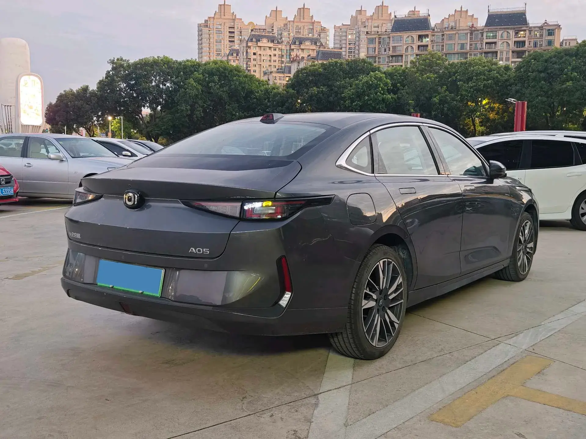 2024 CHANGAN QIYUAN thumbnail 3