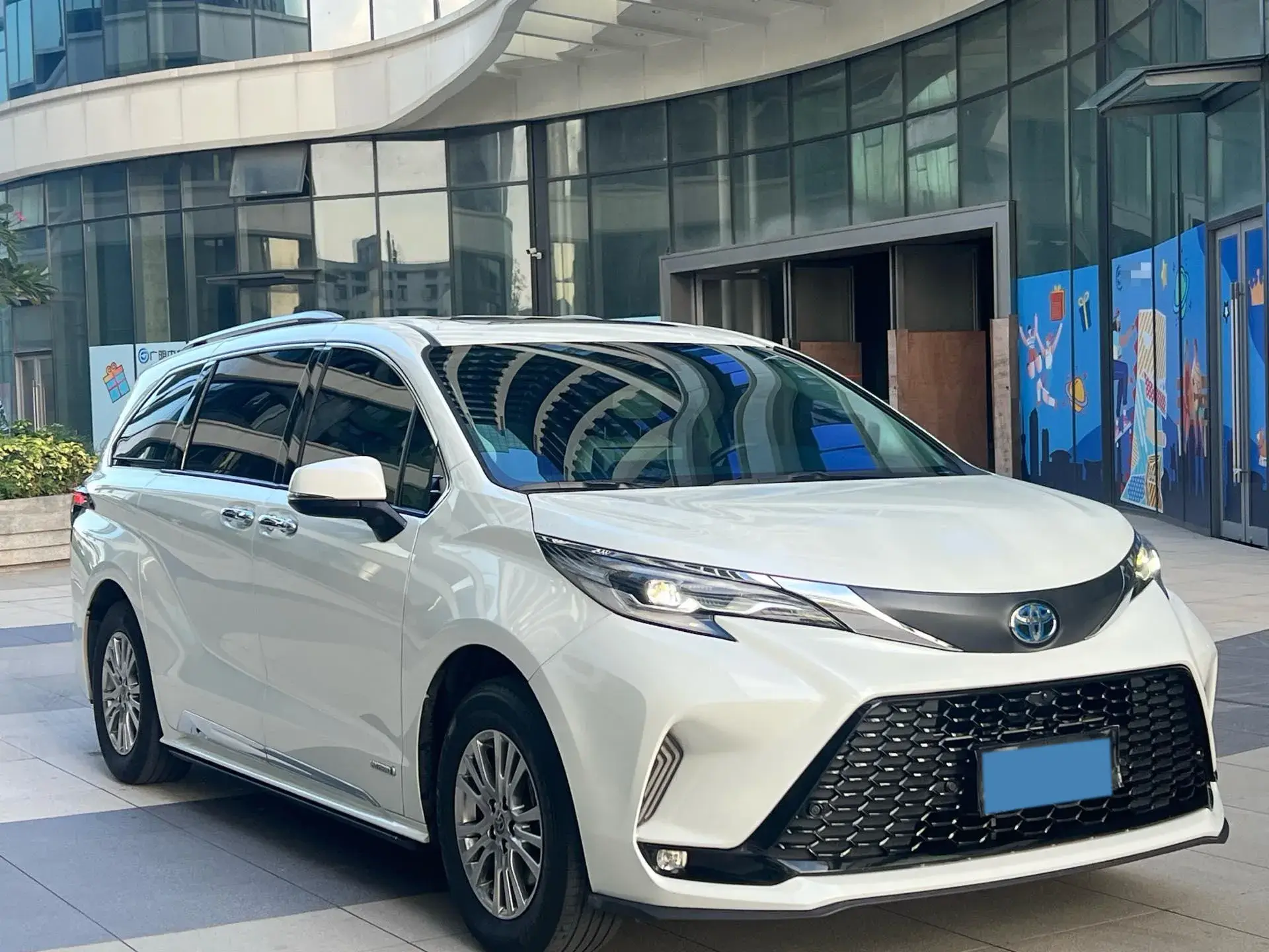 2021 TOYOTA SIENNA thumbnail 3