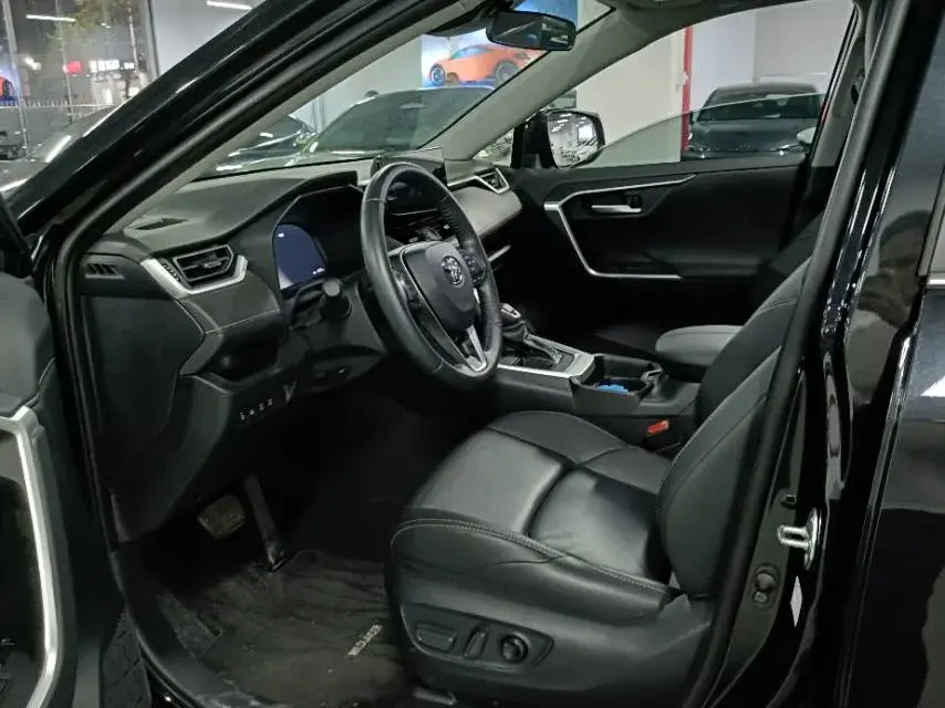 2024 TOYOTA WILDLANDER thumbnail 4