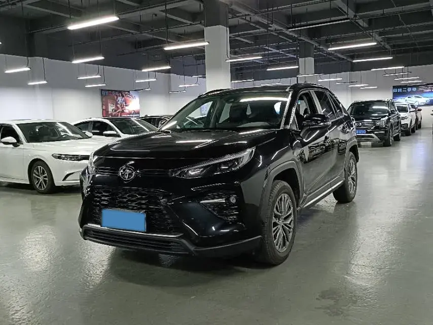 2024 TOYOTA WILDLANDER view 1