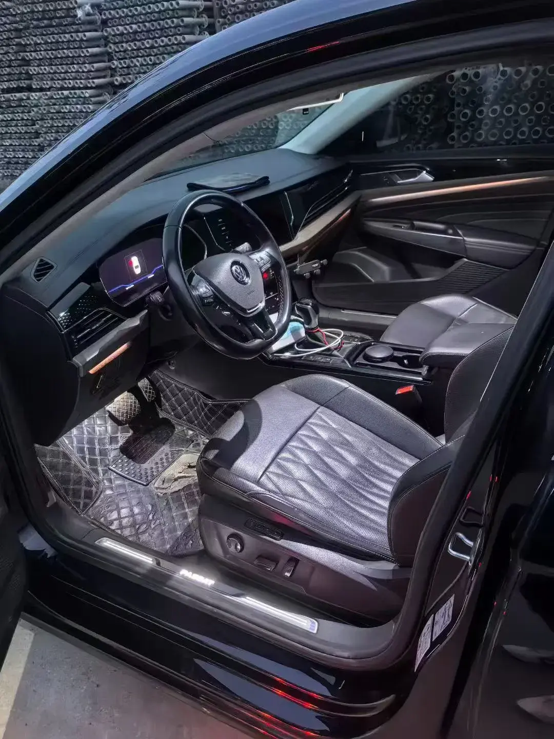 2020 VOLKSWAGEN PASSAT thumbnail 4