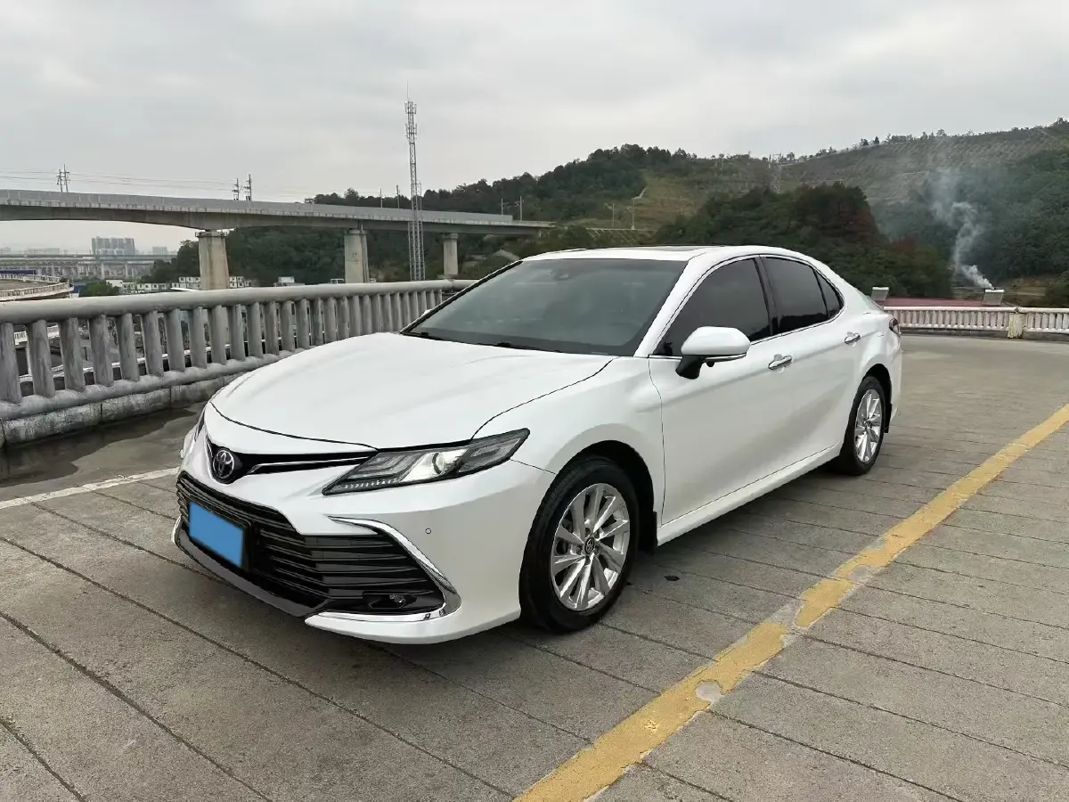 2021 Toyota Camry 2.0L 178HP L4 CVT