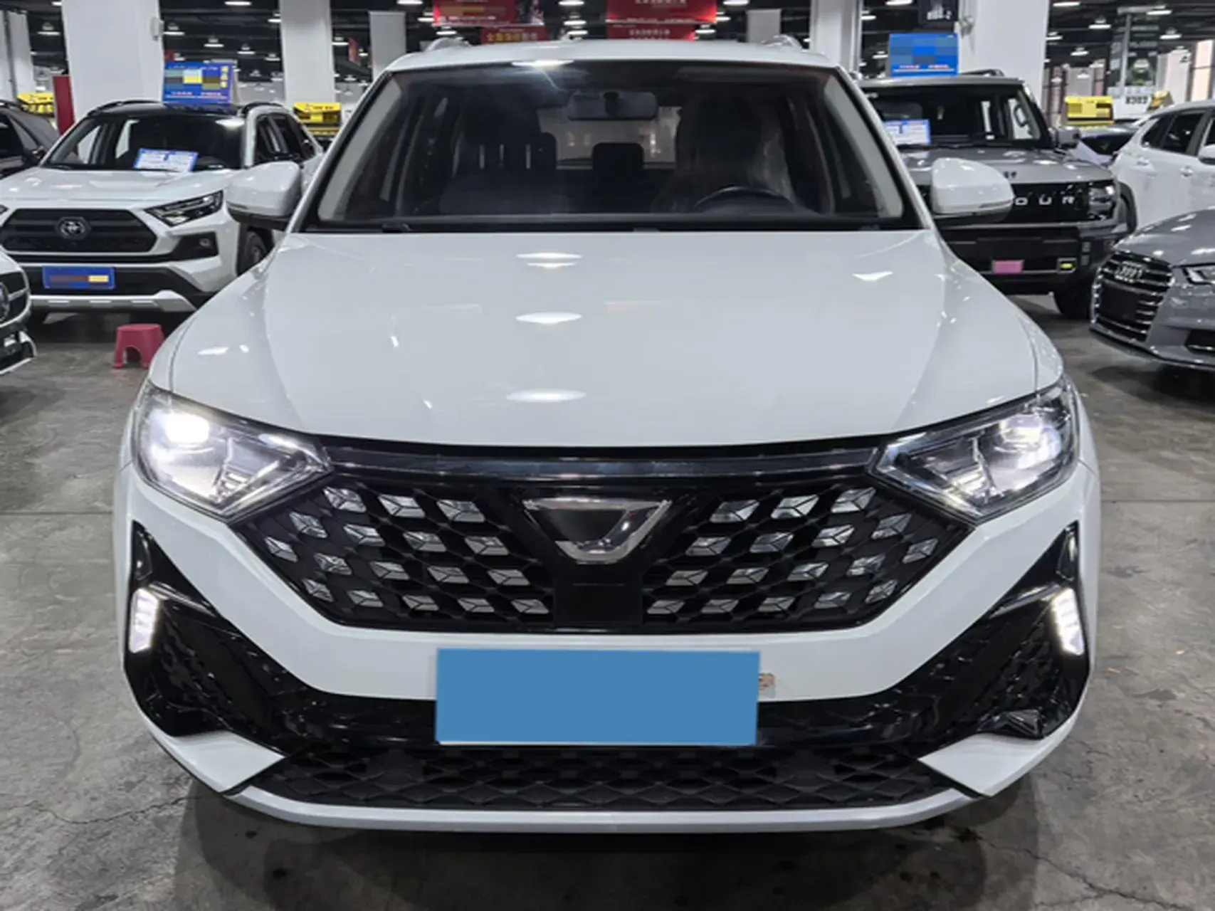 2023 JETTA VS5 thumbnail 2