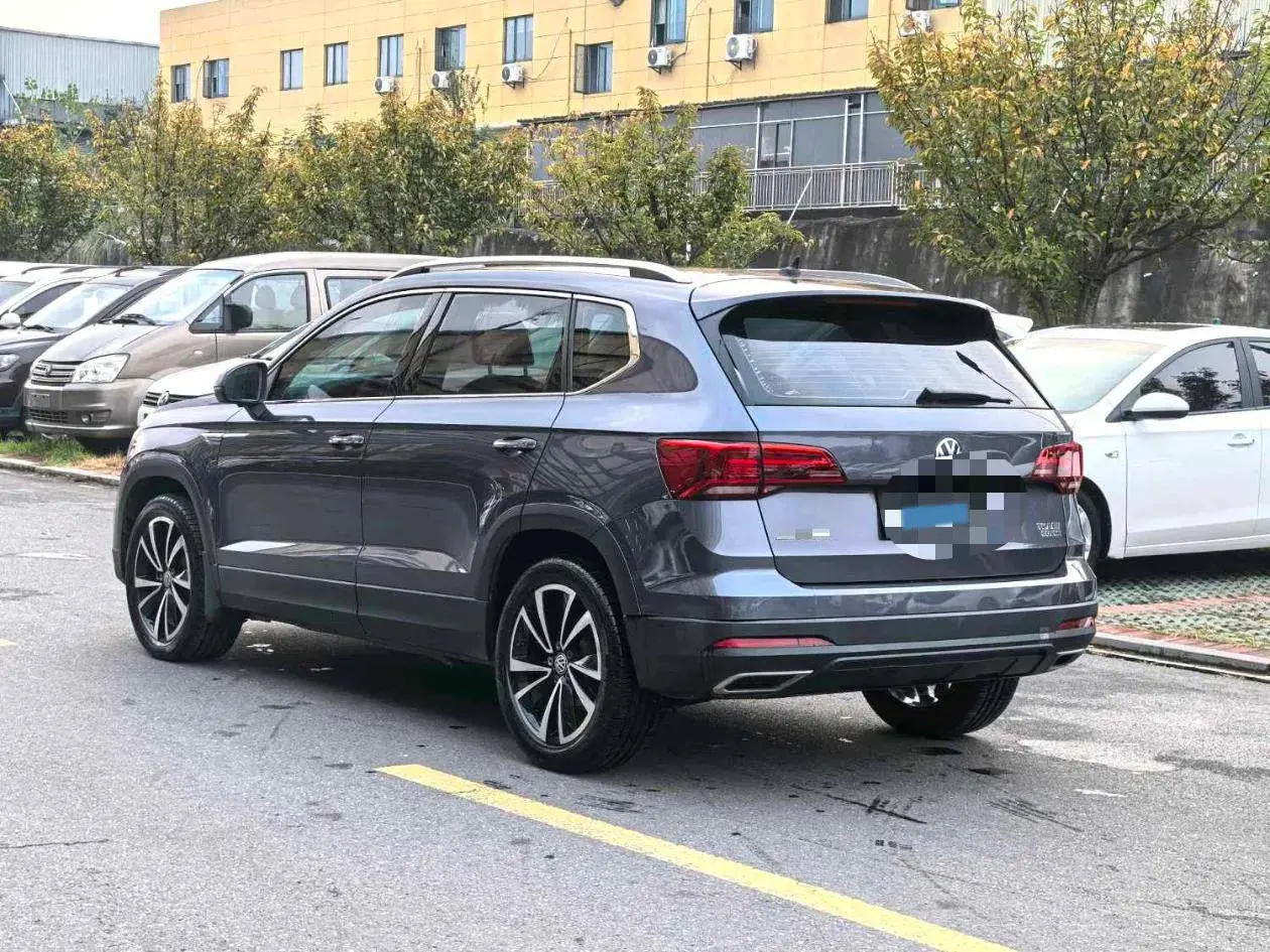 2019 VOLKSWAGEN THARU thumbnail 3