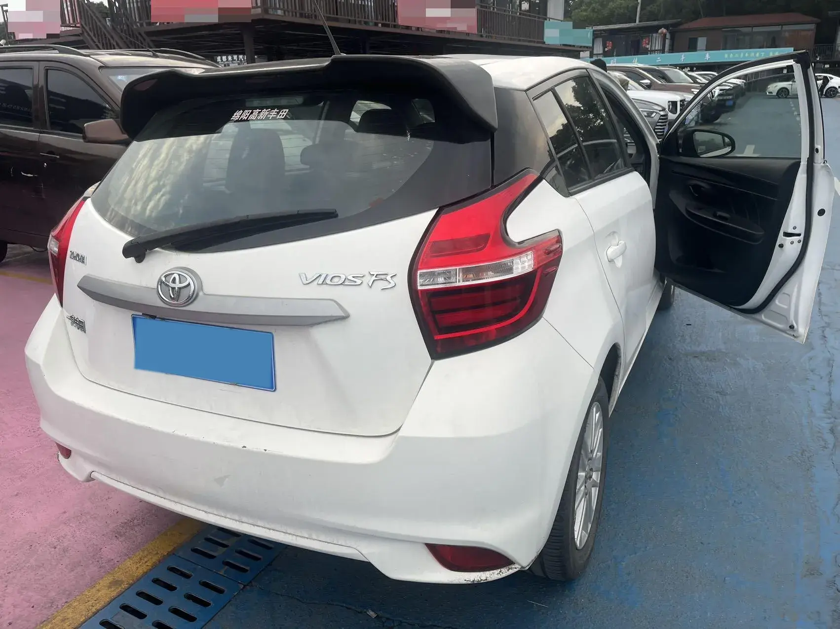 2017 TOYOTA VIOS thumbnail 4