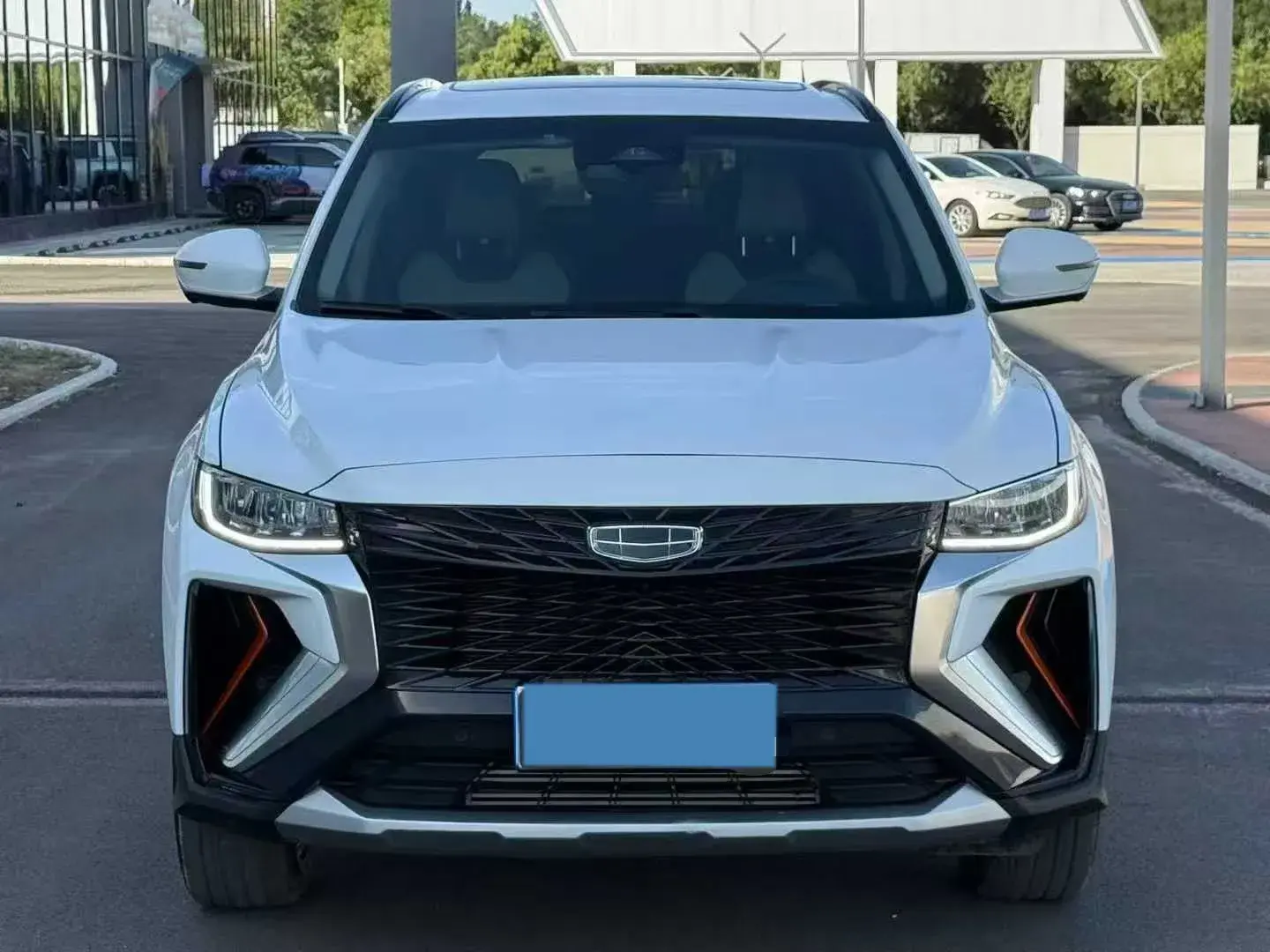 2022 GEELY AZKARRA thumbnail 2