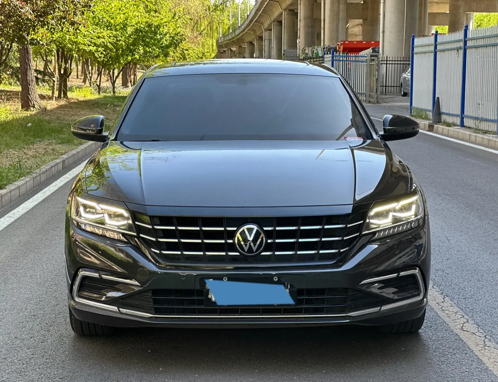 2021 VOLKSWAGEN PASSAT thumbnail 2