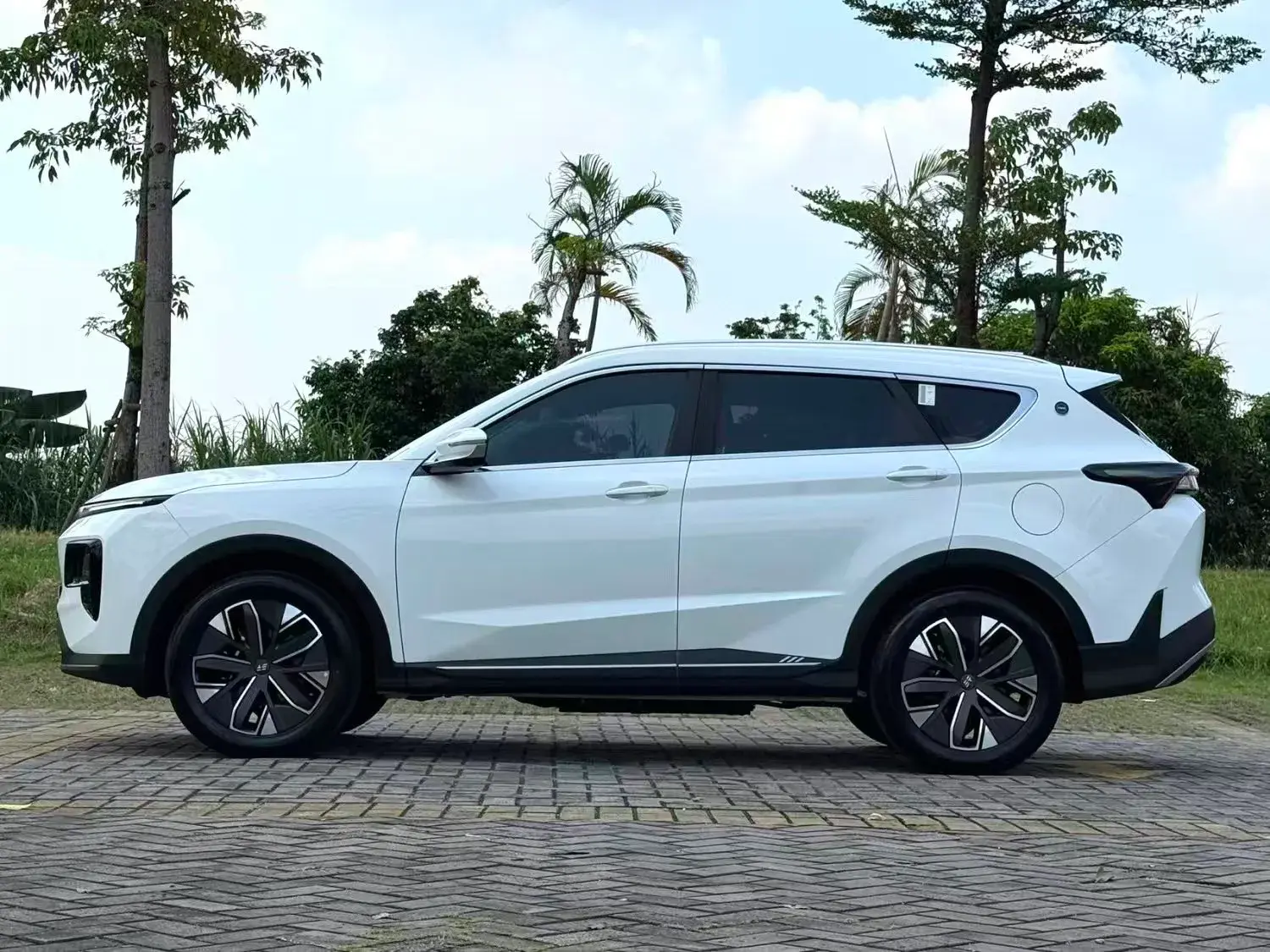 2024 JETOUR SHANHAI thumbnail 3