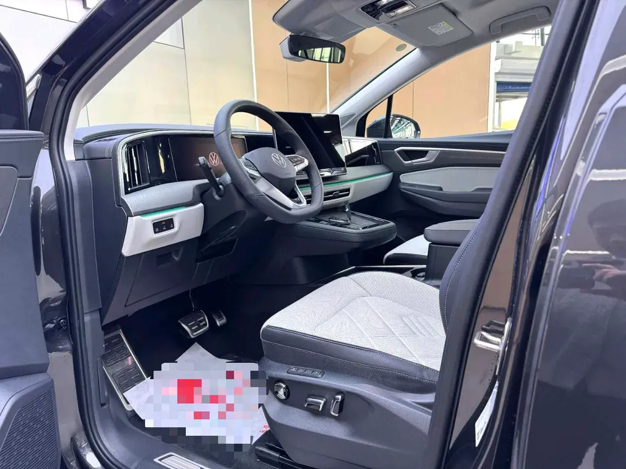 2023 VOLKSWAGEN TALAGON thumbnail 4