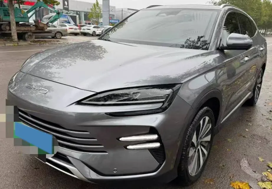 2024 BYD SONG view 1