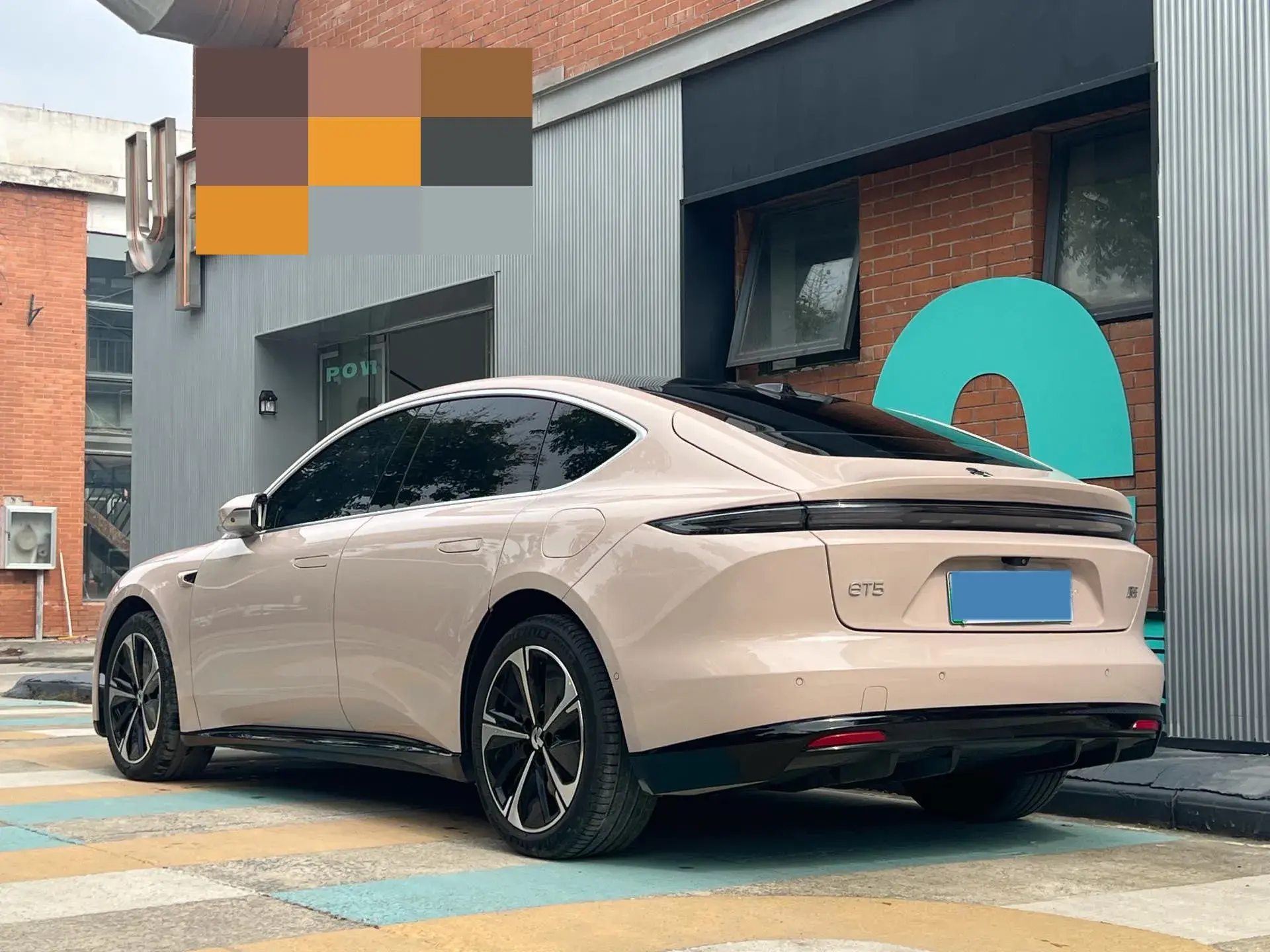 2025 NIO ET5 thumbnail 3