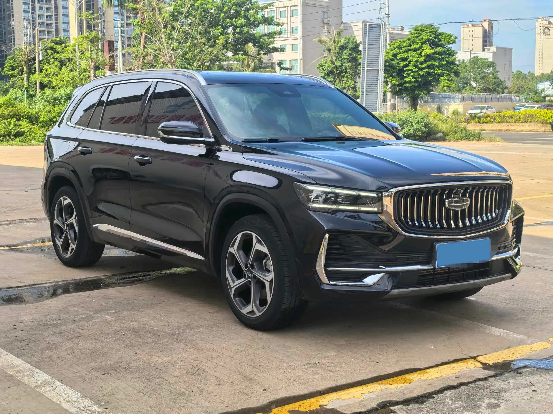 2021 GEELY MONJARO thumbnail 3