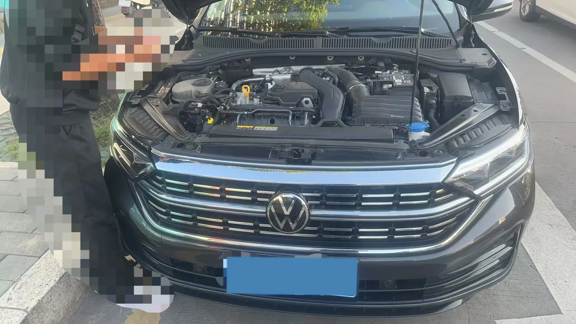 2023 VOLKSWAGEN SAGITAR thumbnail 4