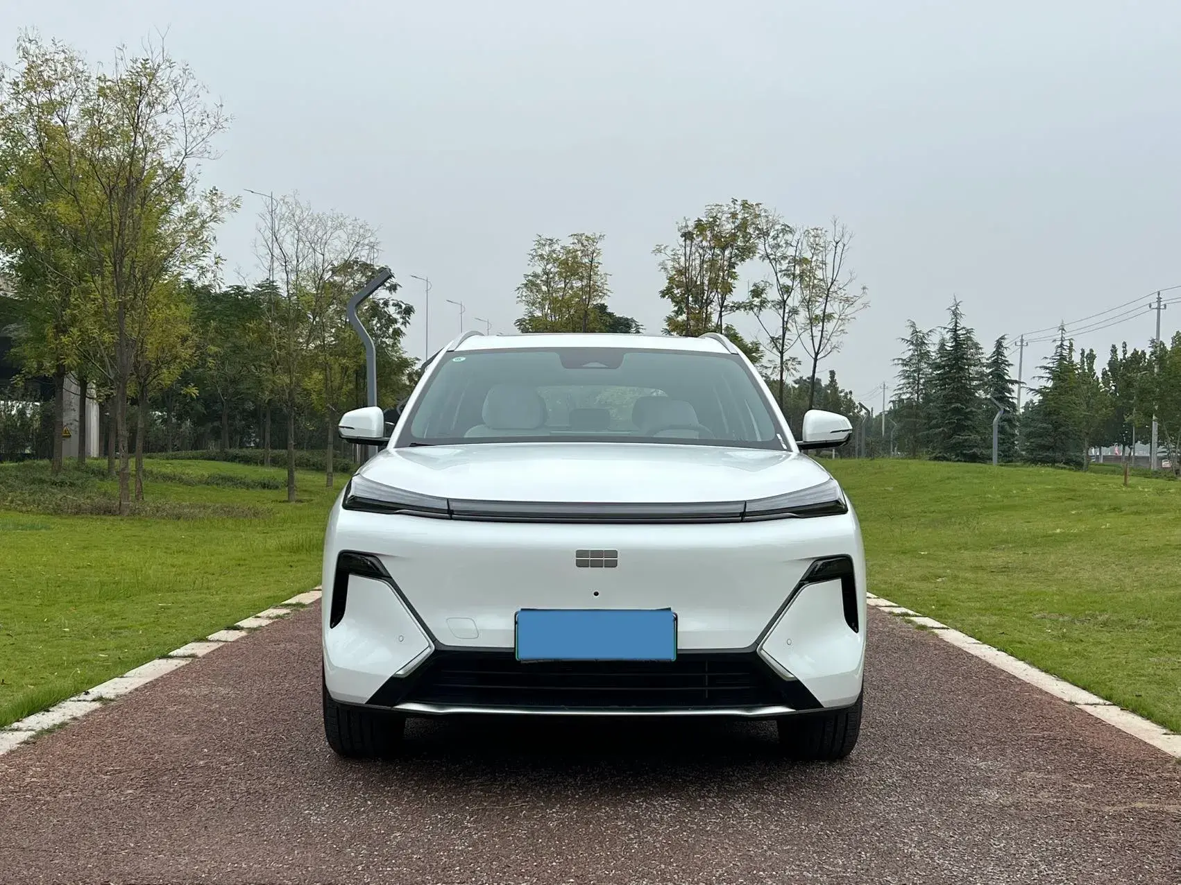 2025 GEELY GALAXY thumbnail 2