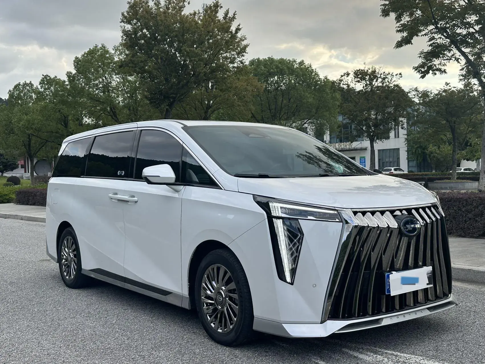 2023 GAC TRUMPCHI thumbnail 2