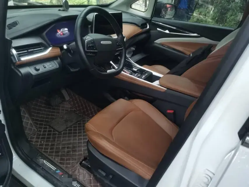 2021 MAXUS G50 thumbnail 2