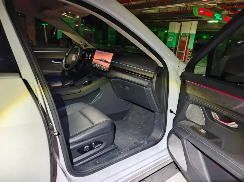 2022 AITO AITO thumbnail 4