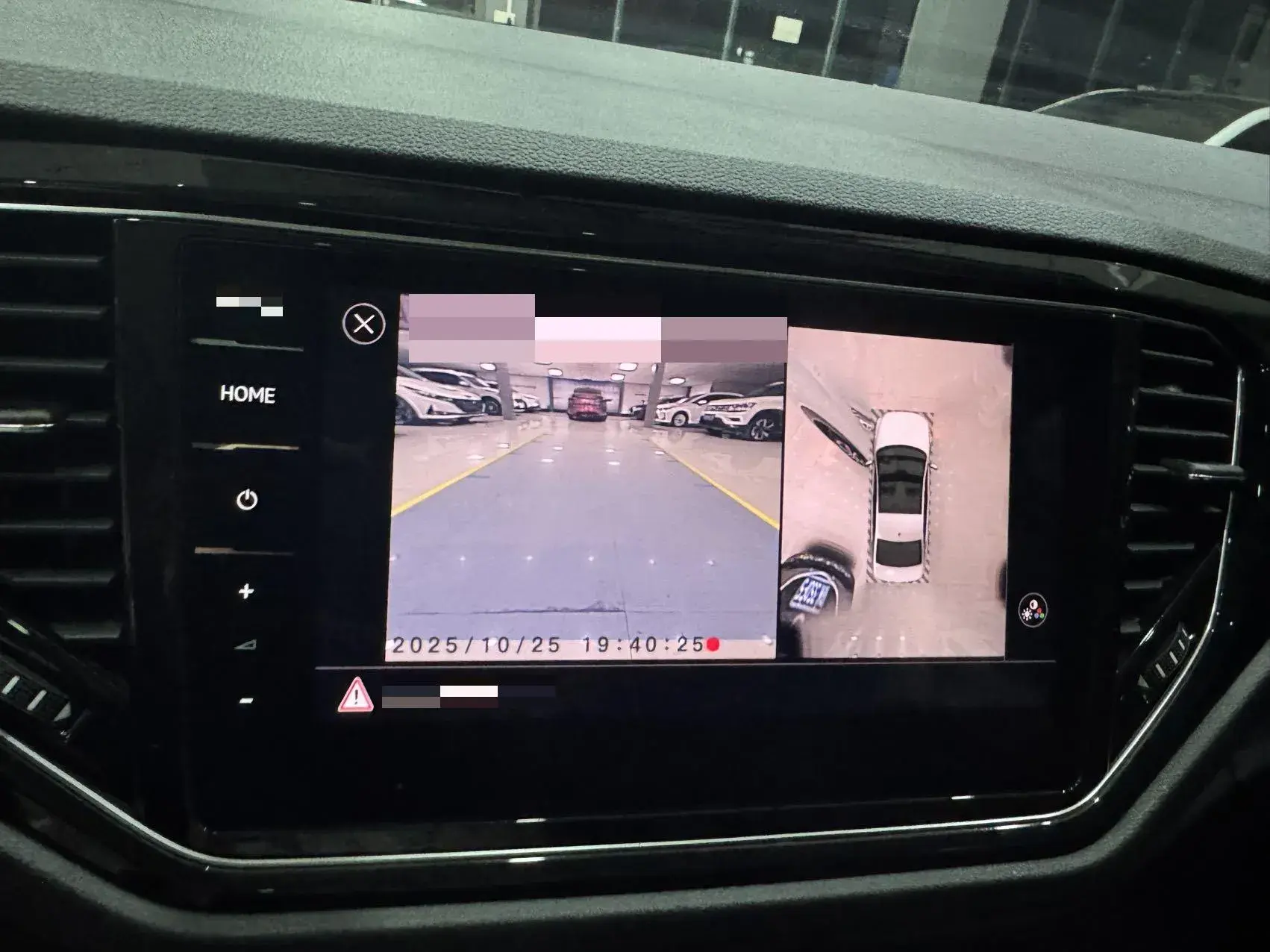 2022 VOLKSWAGEN T-ROC thumbnail 4