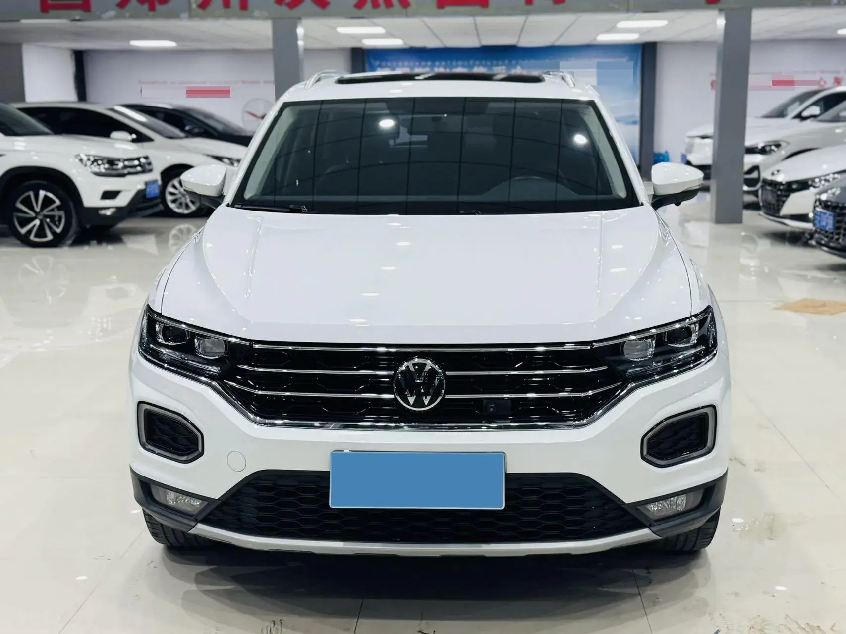 2022 VOLKSWAGEN T-ROC thumbnail 2