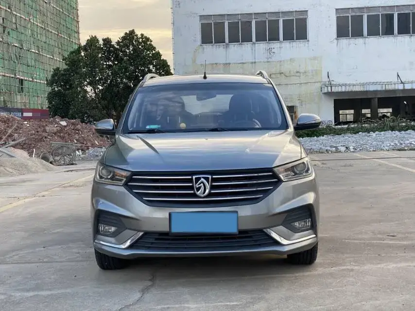 2018 BAOJUN 360 thumbnail 3
