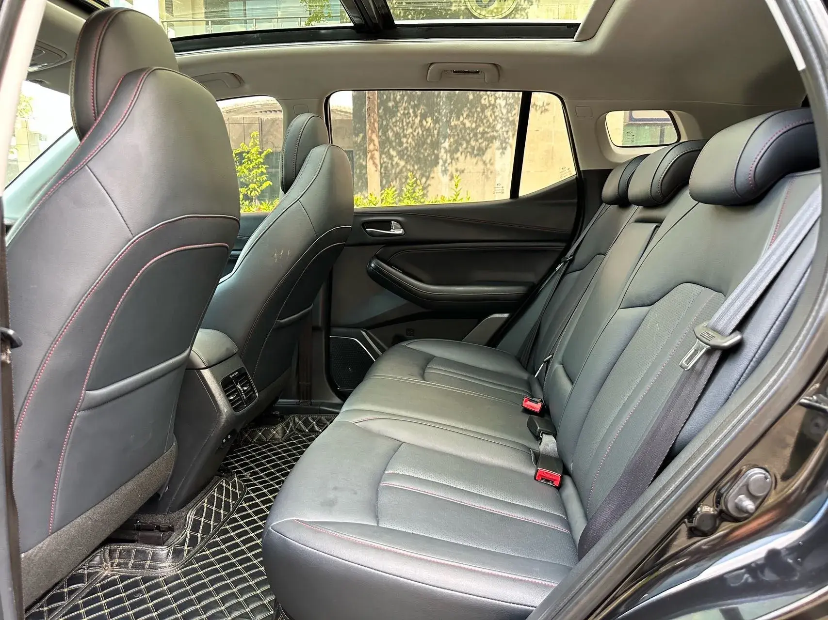 2021 GAC TRUMPCHI thumbnail 4