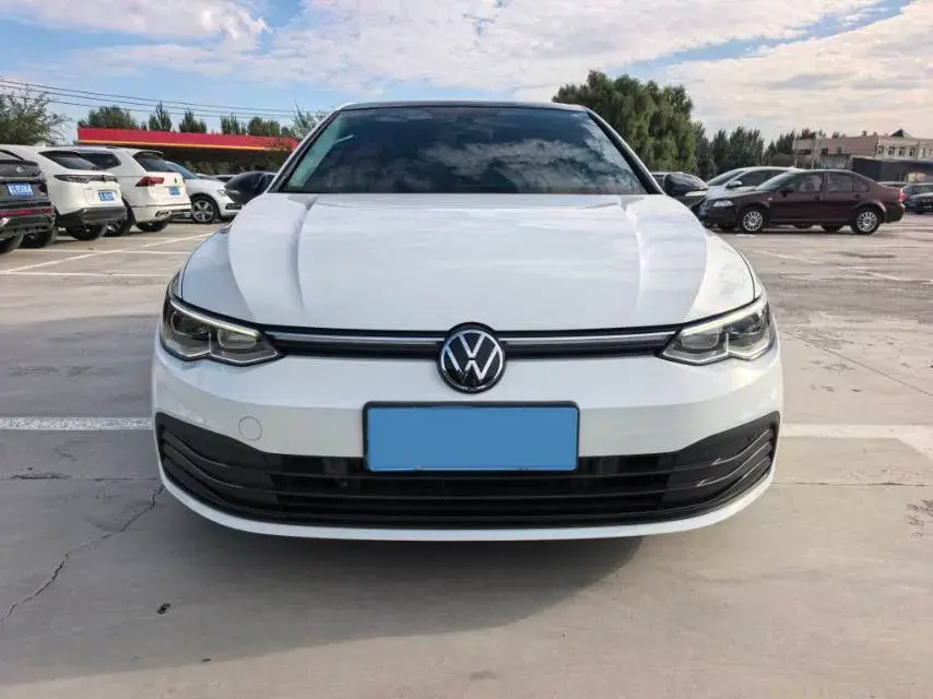 2021 VOLKSWAGEN GOLF thumbnail 2