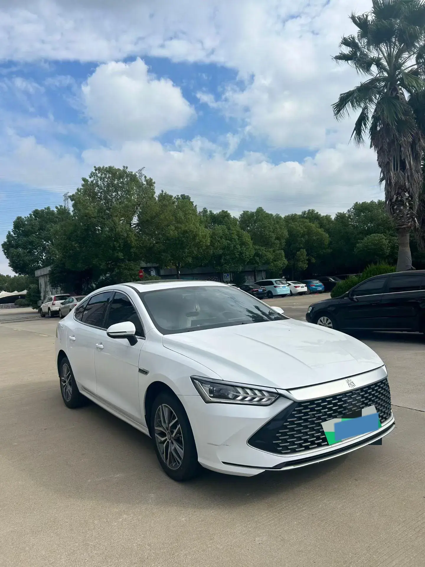 2023 BYD QIN thumbnail 3