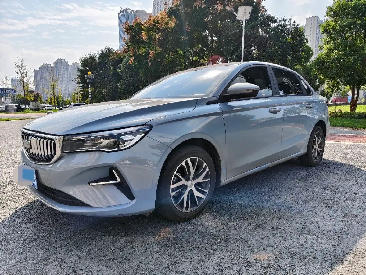 2025 Geely Emgrand 1.5L 127HP L4 CVT