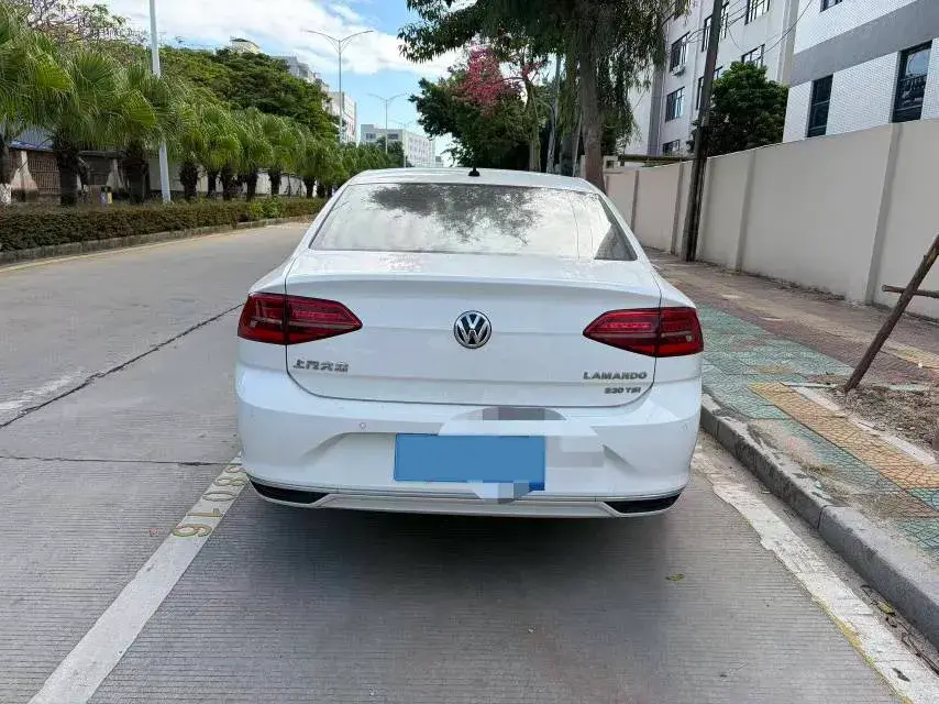 2019 VOLKSWAGEN LAMANDO thumbnail 3