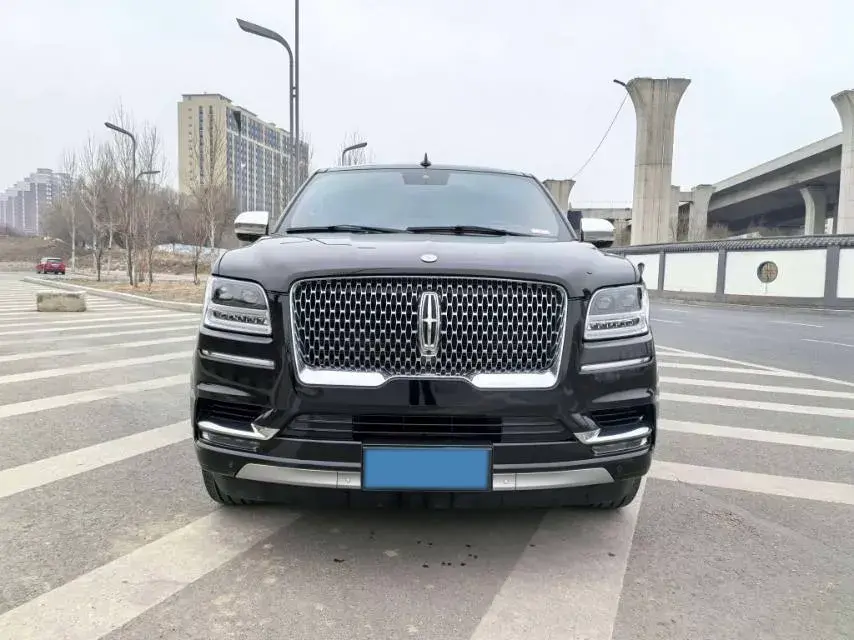 2020 LINCOLN NAVIGATOR thumbnail 2