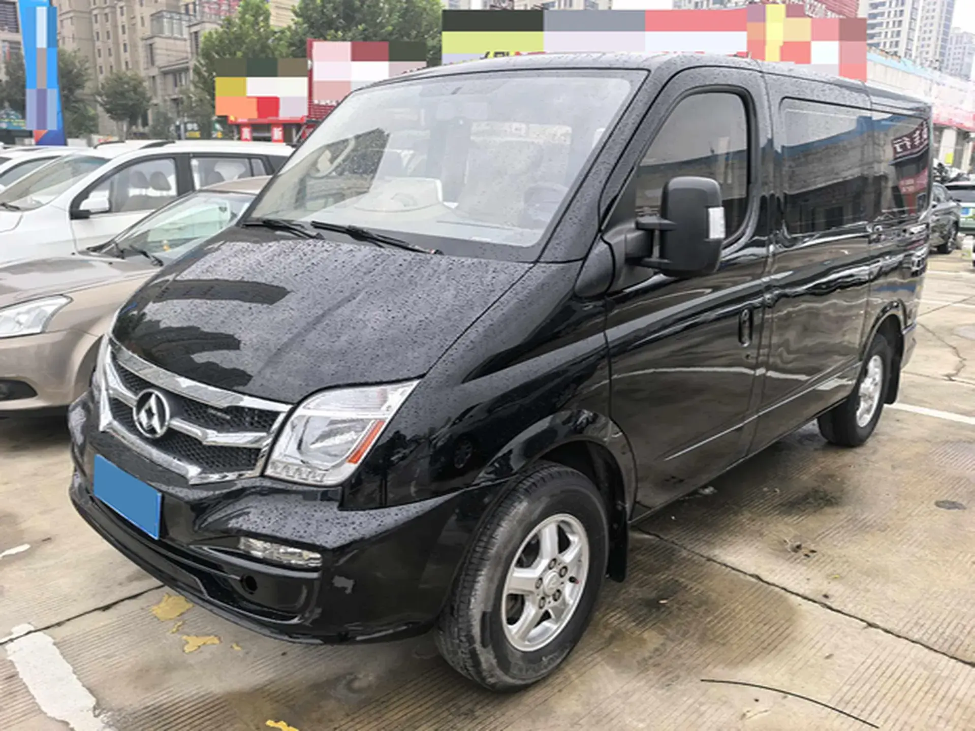 2013 MAXUS XINTU view 1