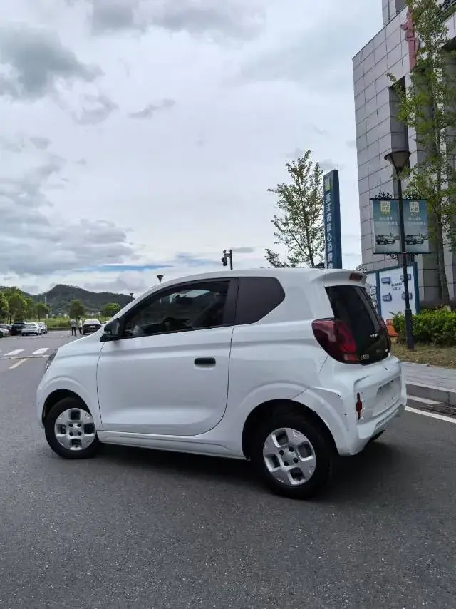 2021 ROEWE CLEVER thumbnail 2