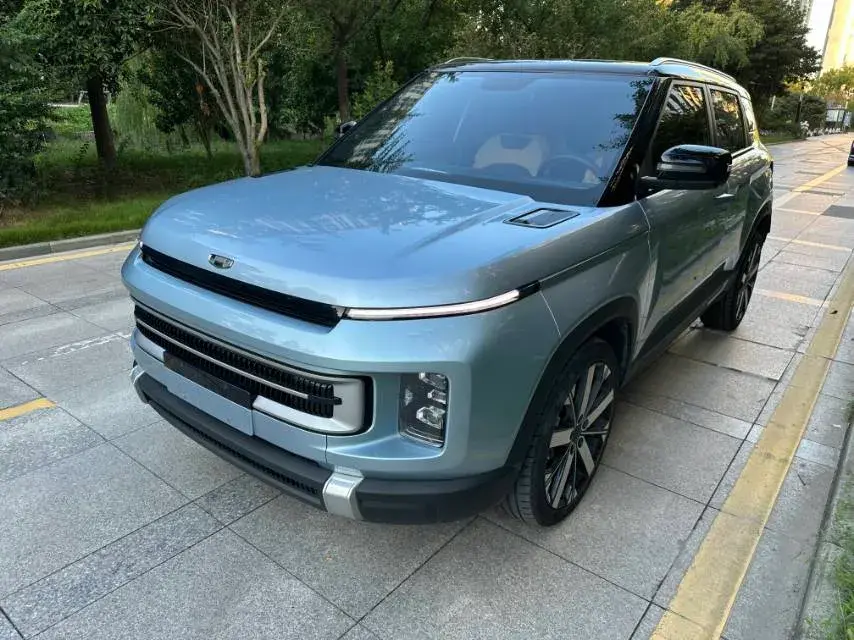 2023 GEELY ICON view 1