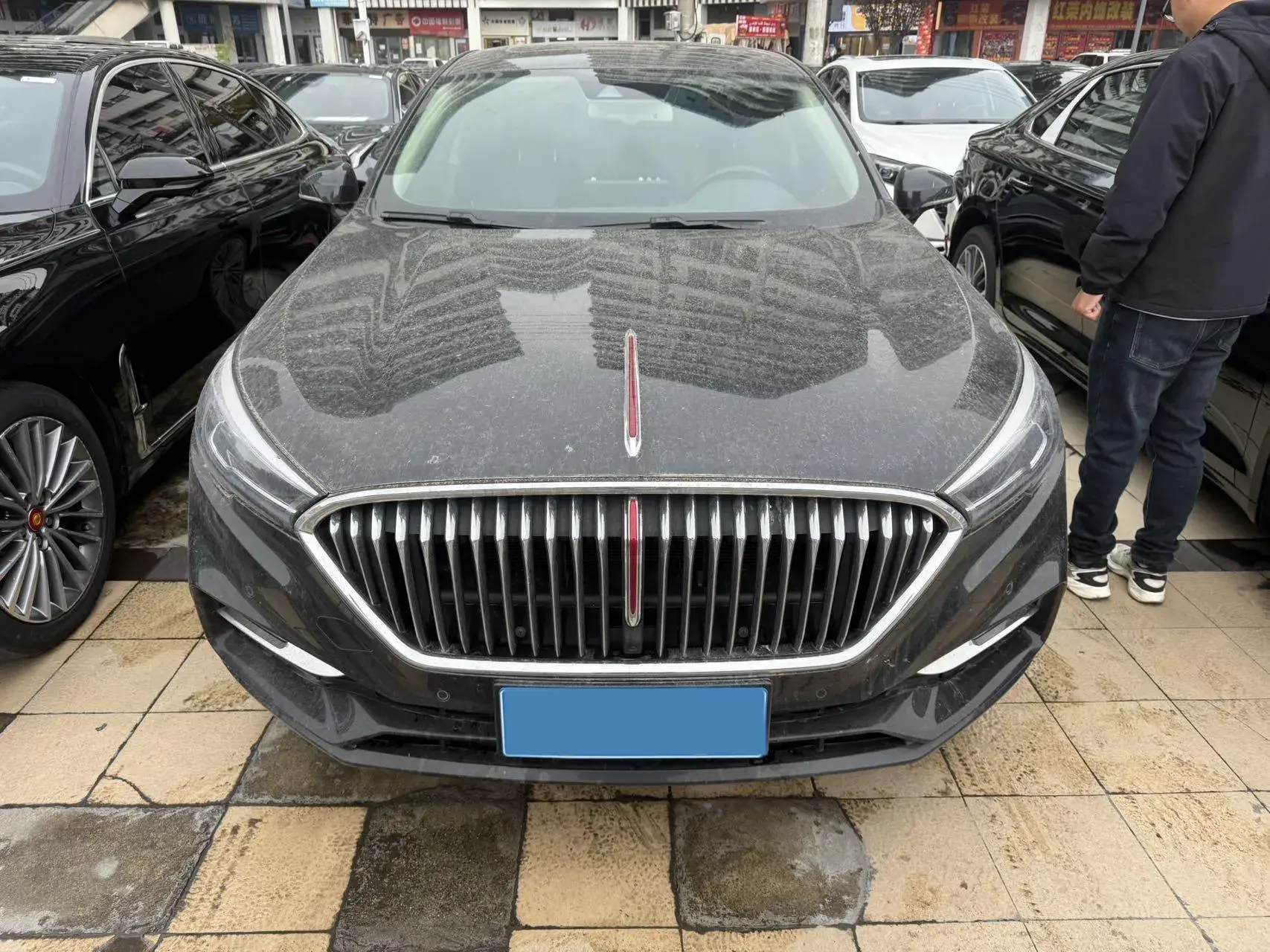 2022 HONGQI H5 thumbnail 2