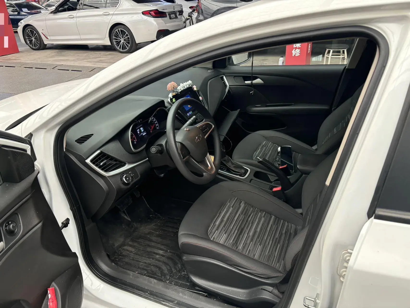 2019 CHEVROLET MONZA thumbnail 4